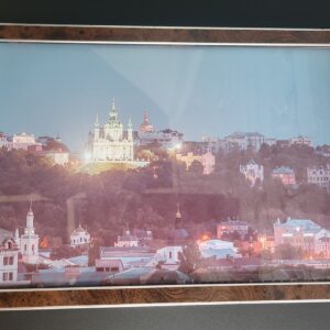 Настінна картина (фото) в рамці з фотографією панорама Києва у вечірній час.