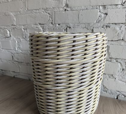 кашпо середній світлий 10л