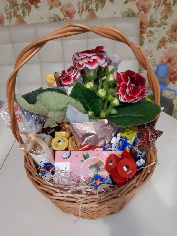 авторські композиції, композиції з солодощів, солодкі корзинки