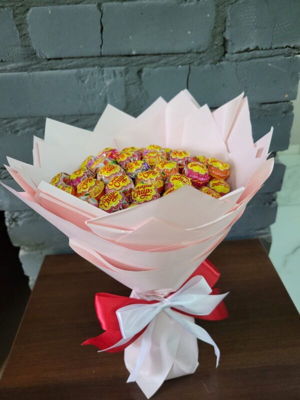 солодкий букет з цукерками Chupa Chups