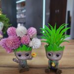 Маленька кімнатна композиція Грут – креативний декор з рослиною