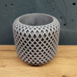 горщик з бетону маленький