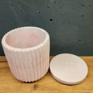 горщик з бетону маленький