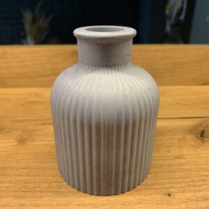 ваза з бетону - маленька