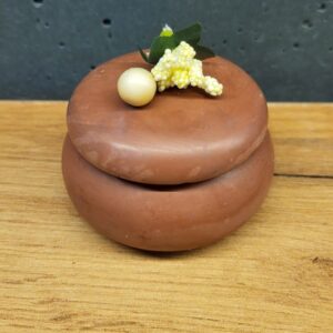 підсвічник з бетону з кришечкою