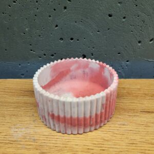 підсвічник з бетону рожево білий