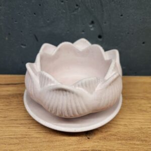 підсвічник з бетону маленький у формі квітки