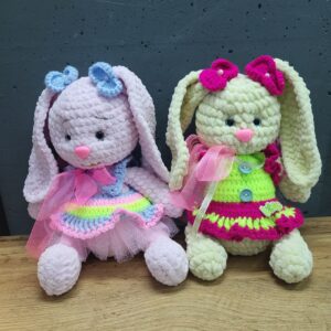 Зайка в платті