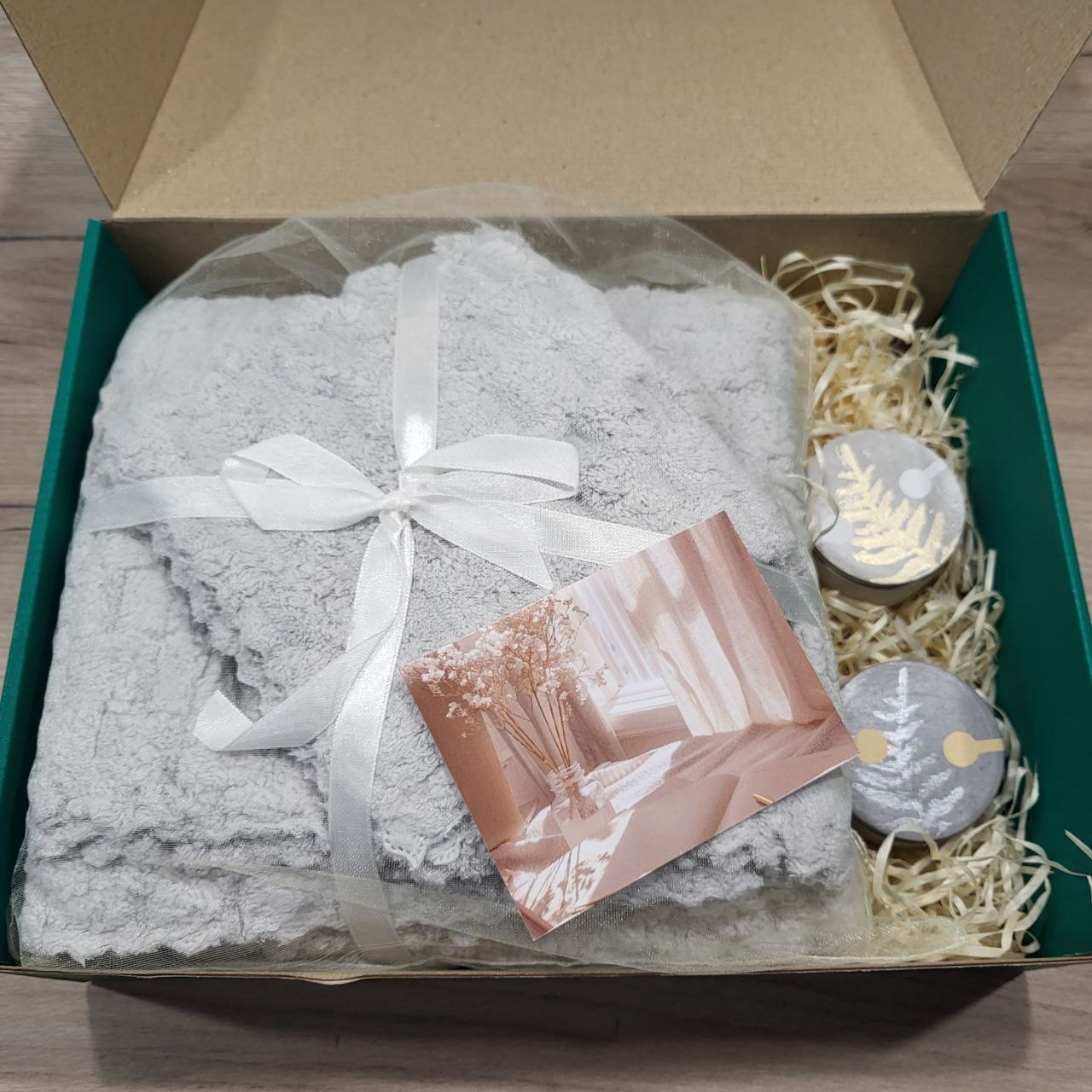 Подарунковий набір (набір рушників+ набір ароматичний свічок)