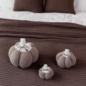 Декоративний виріб Гарбузяшка тауп D15СМ