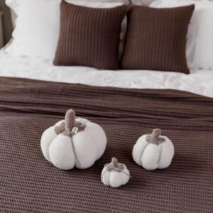 Декоративний виріб Гарбузяшка молочний D15СМ