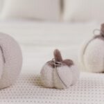 Декоративний виріб Гарбузяшка молочний D25СМ