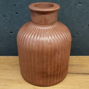 ваза з бетону