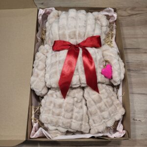 подарунковий набір: плед ведмедик та брелок