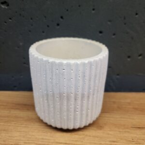 горщик з бетону маленький