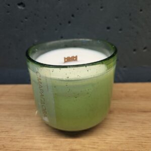 Свічка соєва Смарагд в скляному підсвічнику