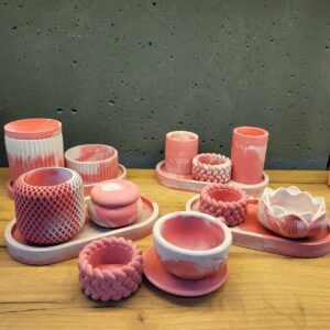 набір декоративних виробів з бетону (16 предметів)