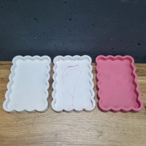 Підставка з бетону прямокутна хвиляста