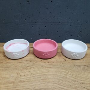 Тарілка з лапкою з бетону 7,5х3см