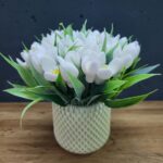 Букет з мила у формі підсніжників в кашпо