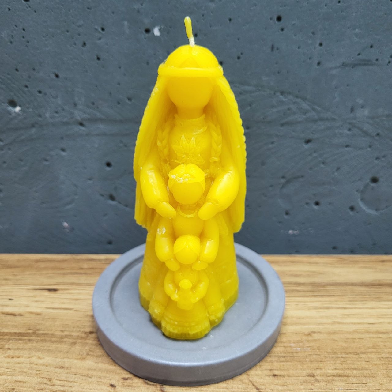 Берегиня Роду (свічка)