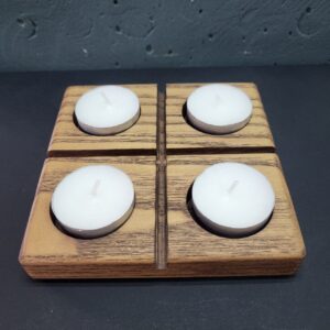 Дерев'яний підсвічник на 4 свічки